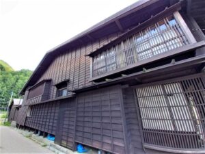 奈良井宿の街並み　家の長い奥行き