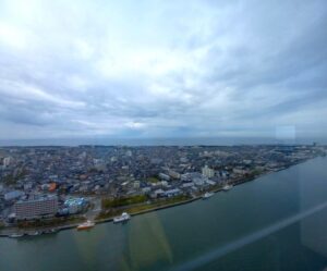 新潟市のばかうけ展望台より眺める日本海