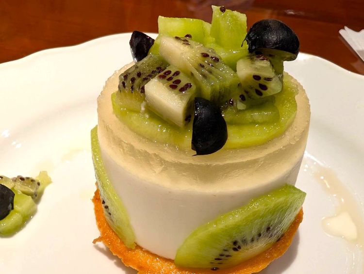 キーウィのケーキ