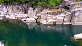 寝ざめの床３　青い水