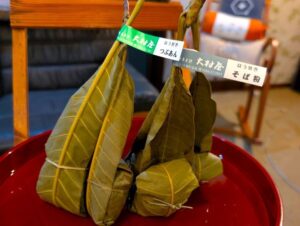 朴葉巻き　大村屋　２０２５の１