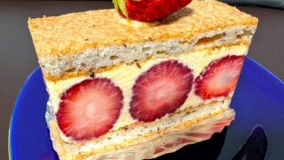 ニューモラスのケーキ