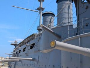戦艦三笠の左舷