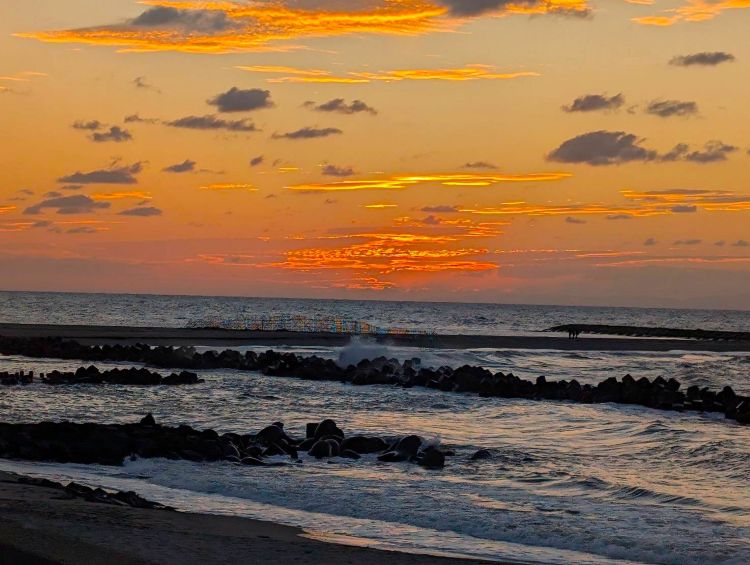 日本海の夕暮れ