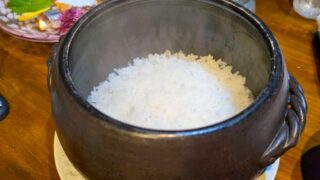 土鍋で炊いたご飯　新潟　よんよん