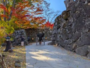 小諸城址懐古園の人力車 2025年11月