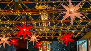 クリスマスマーケットのイルミネーション３　星