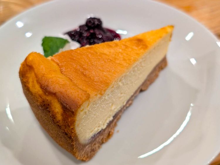 チーズケーキ　八ヶ岳