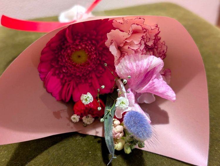 花束 みゆきさん