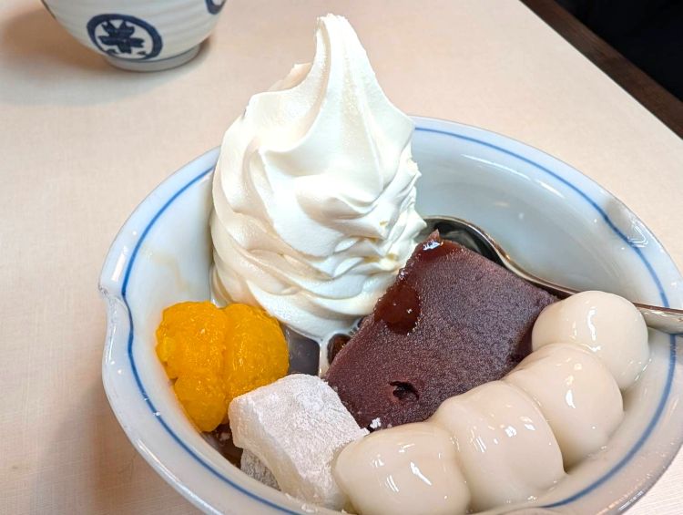 みはしのクリームあんみつ