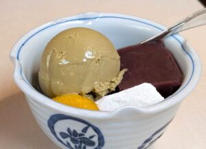 みはしのほうじ茶あんみつ